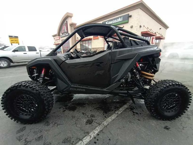 2025 Polaris RZR PRO R ULT 