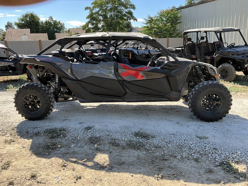New 2026 Can-Am MAVERICK MAX X3 X TURBO Image 3