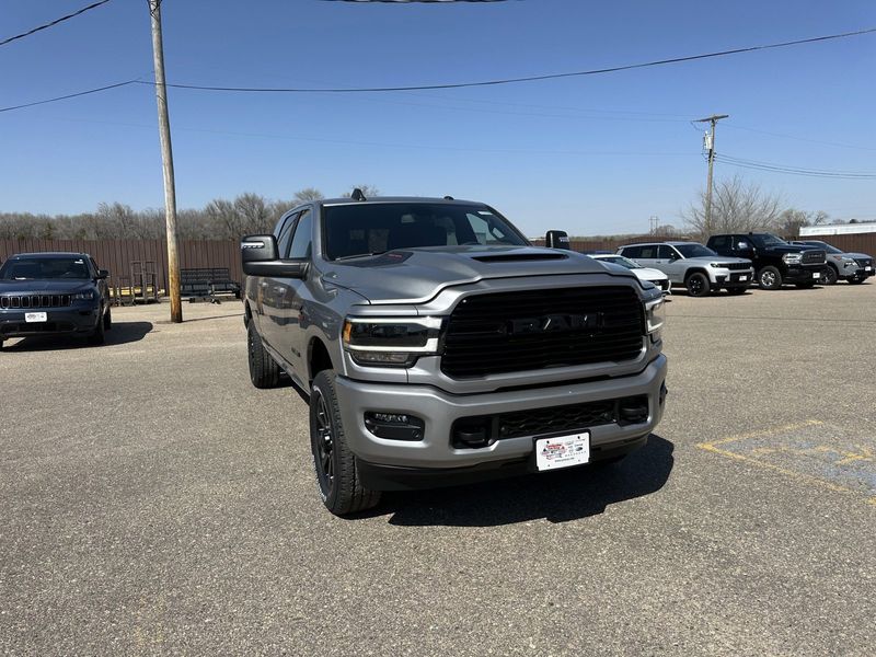 2024 RAM 3500 Laramie Mega Cab 4x4 6