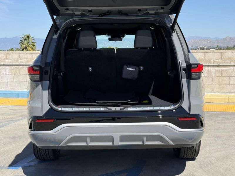 New 2026 Lexus TX 500h F SPORT Performance LuxuryImage 13