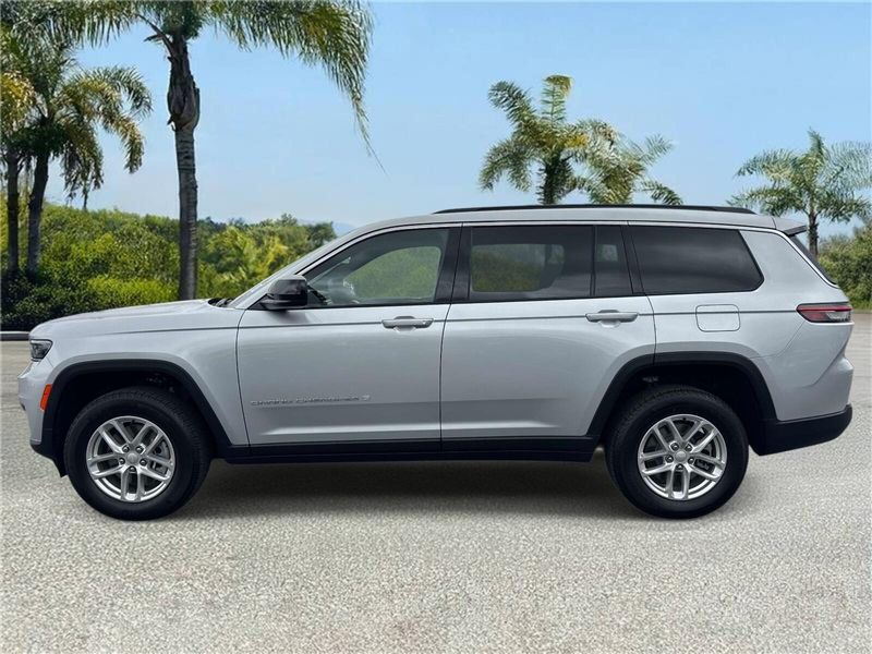 New 2026 Jeep Grand Cherokee L Laredo 4x2