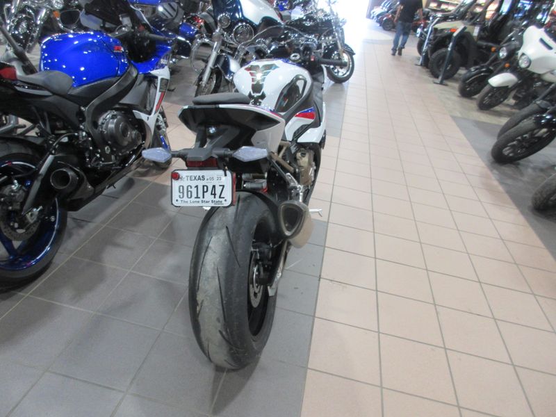 USED 2022 BMW S 1000 RR Image 12