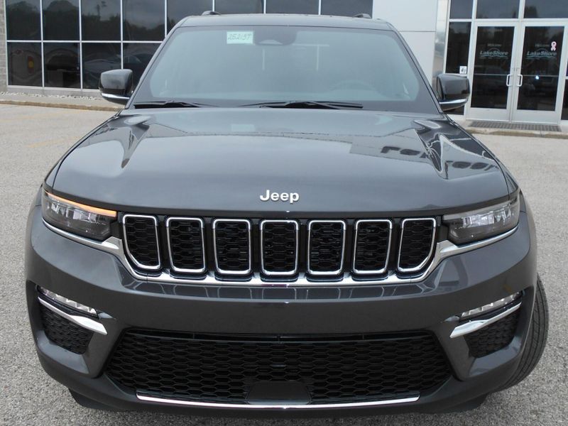 2025 Jeep Grand Cherokee Limited 4x4Image 31