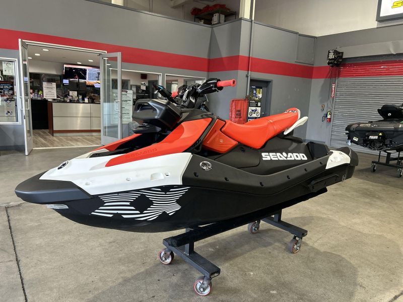 New 2026 Sea-Doo SPARK FOR 3 90 TRIXX (SOUND SYSTEM) Image 20