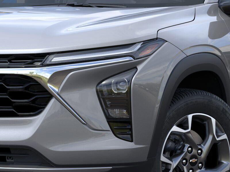 New 2025 Chevrolet Trax LTImage 10