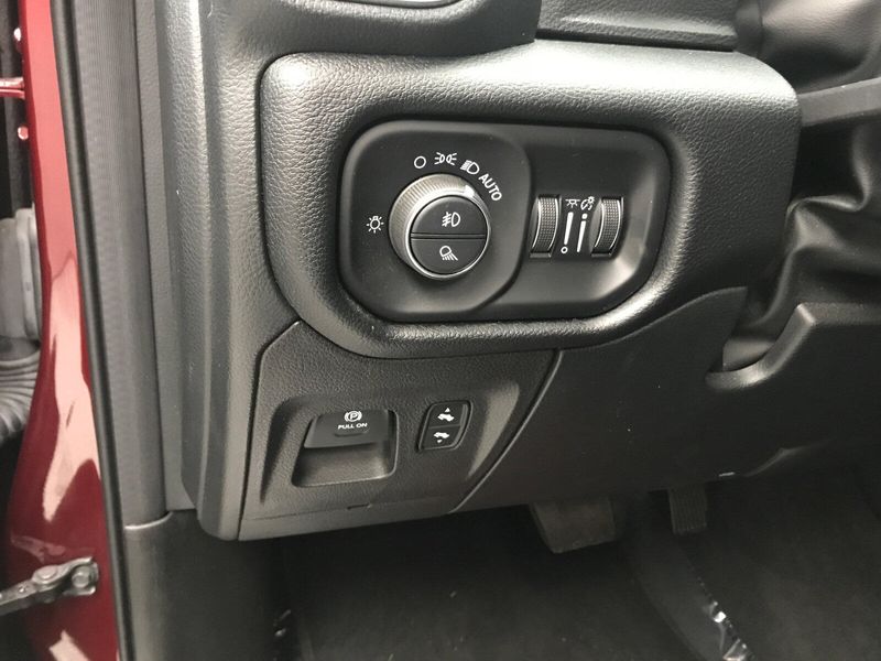 2022 RAM 1500 LaramieImage 4