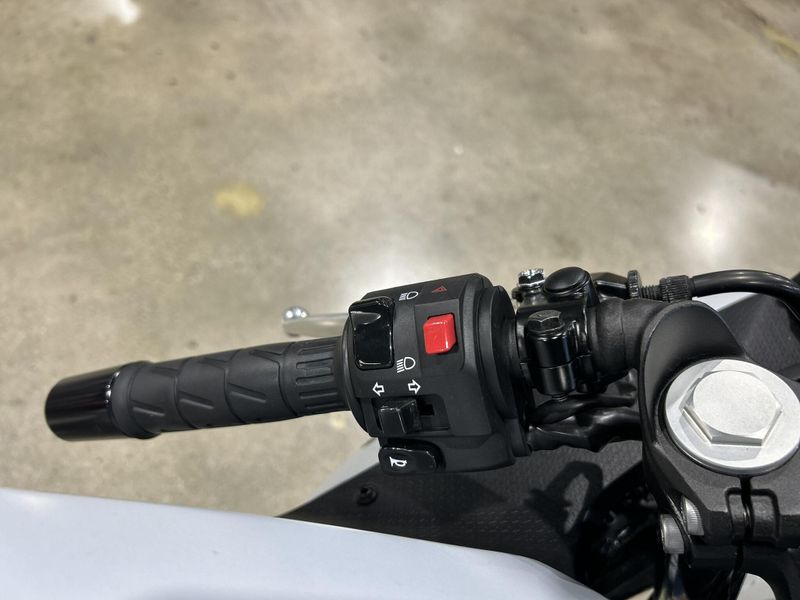 Used 2025 Kawasaki NINJA 500 ABS Image 6
