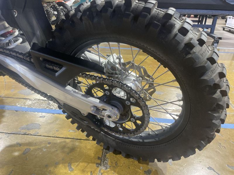 Used 2025 Husqvarna FE501W Image 17