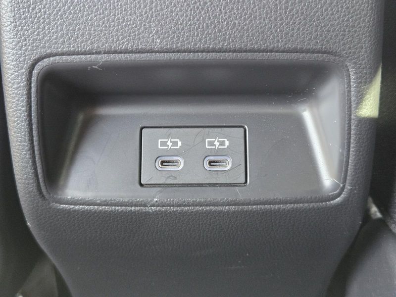 Used 2025 Toyota Corolla SE CVT (Natl)