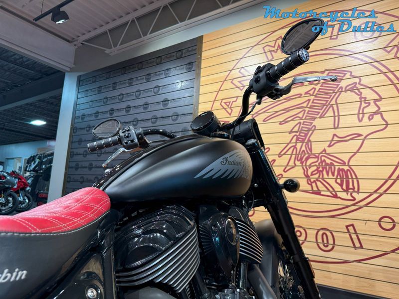 2022 Indian Motorcycle Chief Bobber Dark Horse Image 9