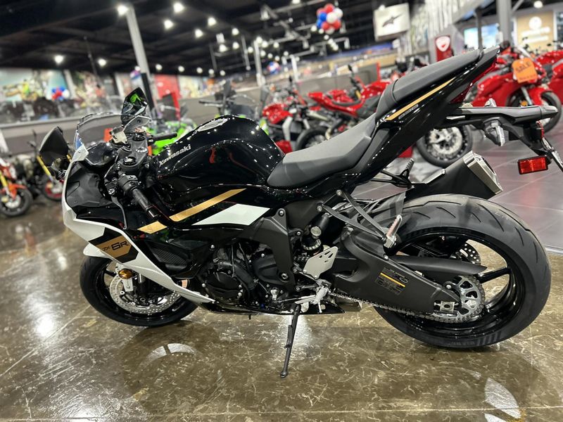 New 2026 Kawasaki NINJA ZX-6R Image 15