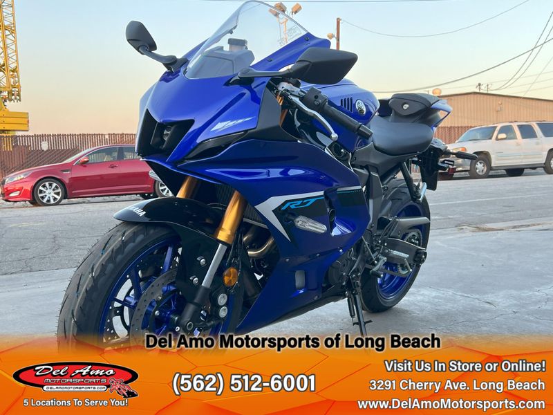 2025 Yamaha YZF-R7 Image 3