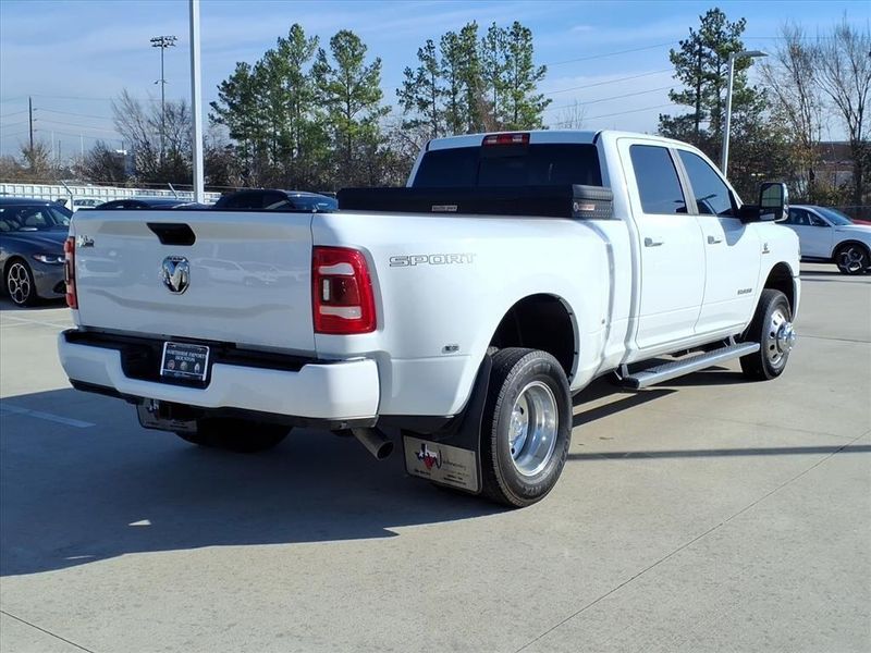 Used 2024 RAM 3500 LaramieImage 8