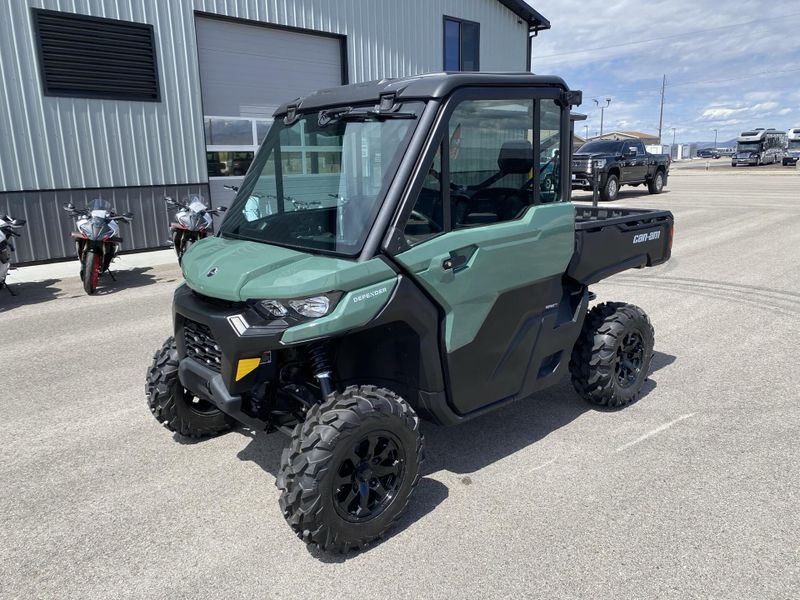 Used 2026 Can-Am DEFENDER DPS CAB HD10 