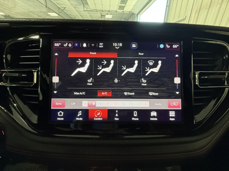Used 2025 Dodge Durango R/TImage 28