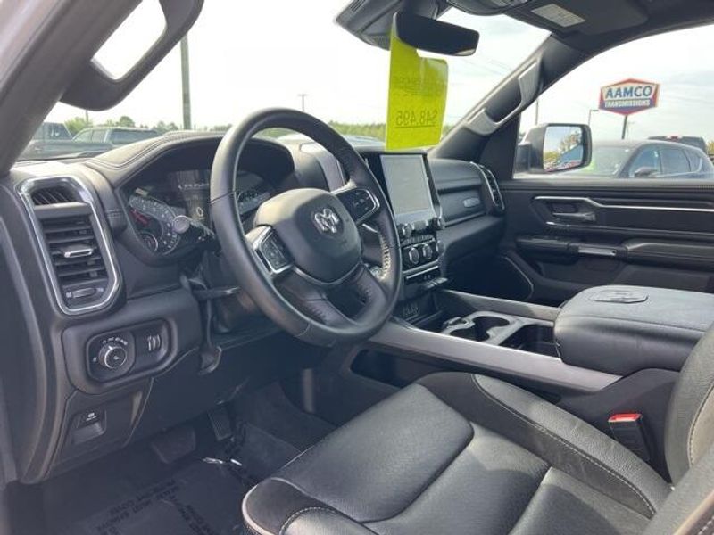 2024 RAM 1500 LaramieImage 10