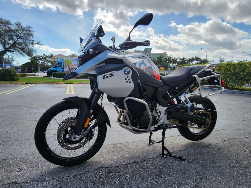 Used 2024 BMW F900GSADV Image 4