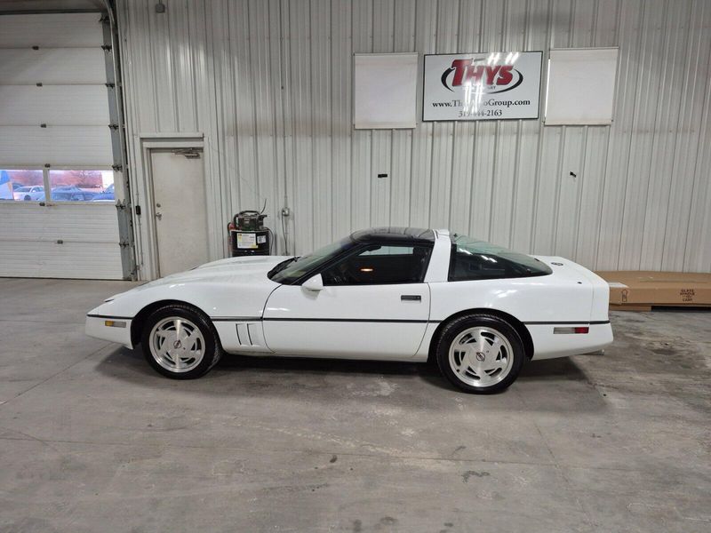 1989 Chevrolet Corvette Image 9