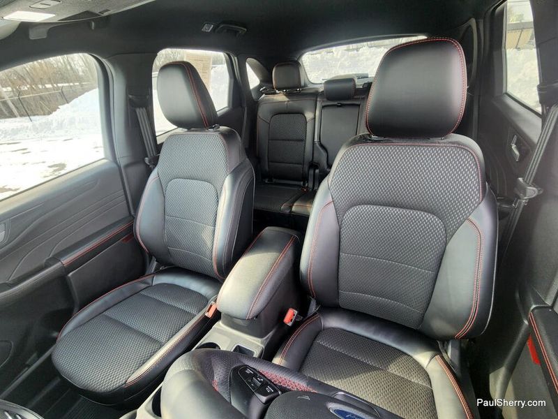 Used 2024 Ford Escape ST-Line