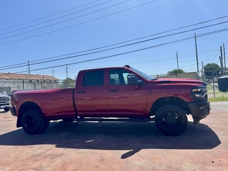 New 2025 RAM 3500 Tradesman Crew Cab 4x4 8