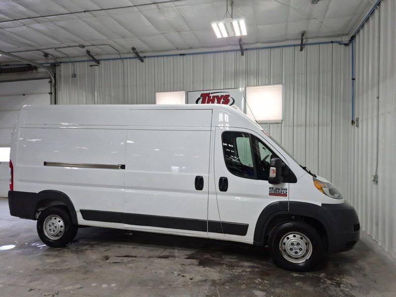 2017 RAM ProMaster 2500 Image 2