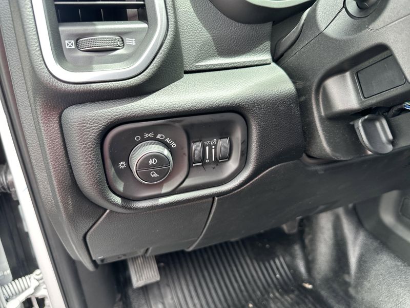 New 2025 RAM 4500 Big Horn Chassis Crew Cab 4x4 60