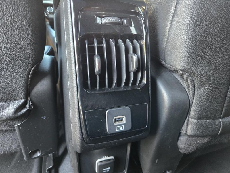 Used 2024 Jeep Compass Latitude 4x4