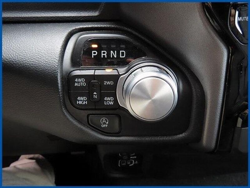 2023 RAM 1500 LaramieImage 16