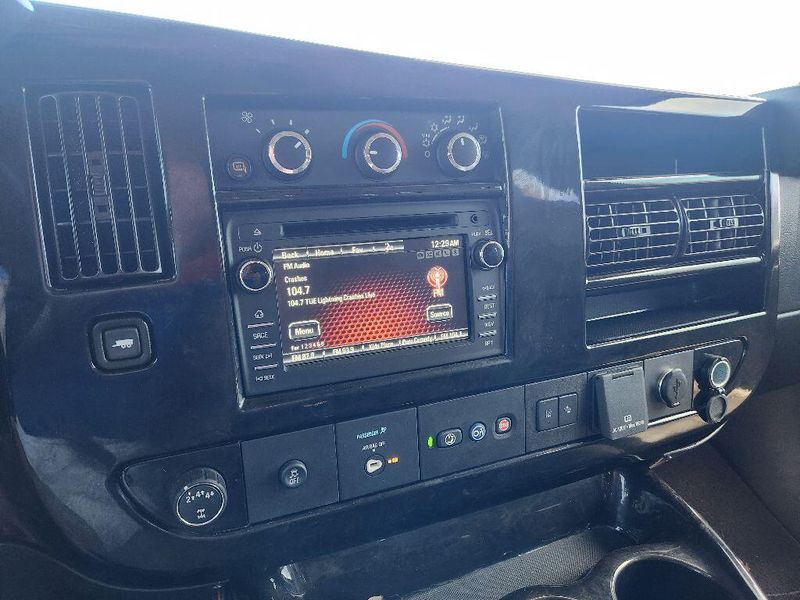 Used 2019 GMC Savana 2500 Image 24