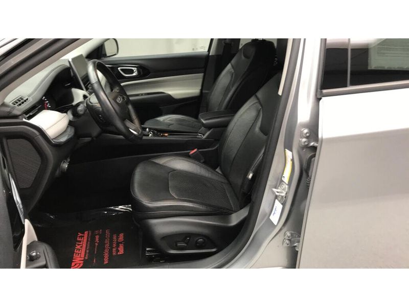 Used 2022 Jeep Compass LimitedImage 9