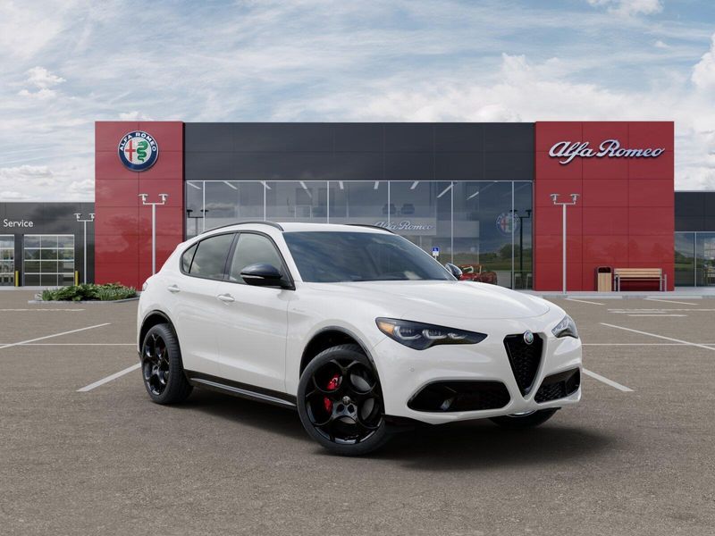 New 2025 Alfa Romeo Stelvio AwdImage 23