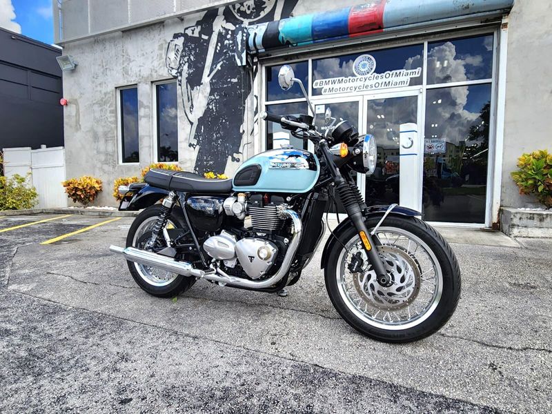 Used 2023 Triumph Bonneville Image 10