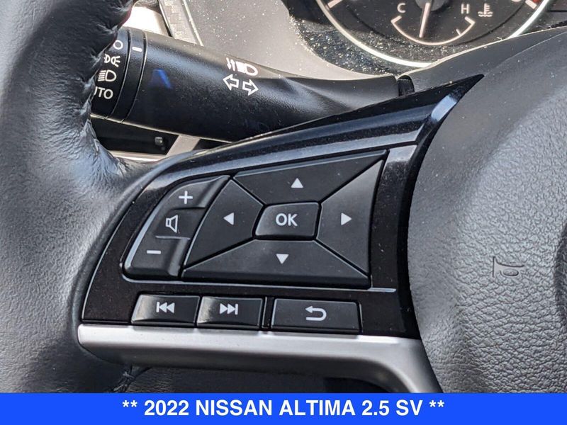 2022 Nissan Altima 2.5 SV photo 20