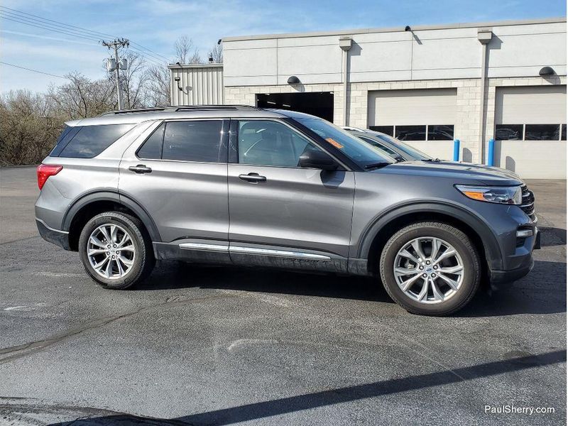 Used 2024 Ford Explorer XLT