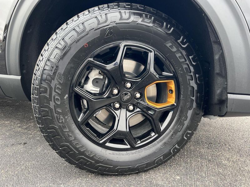 2026 Ford Explorer Tremor photo 2