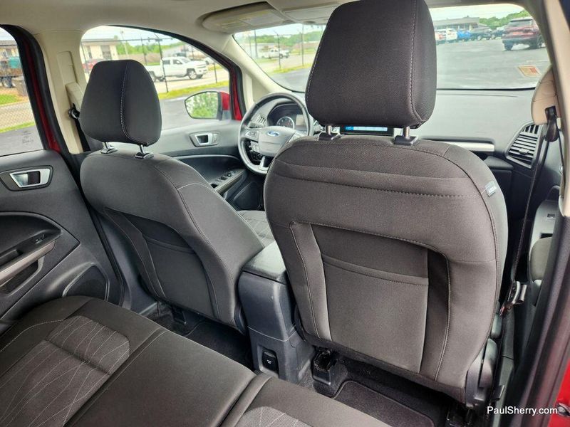 2019 Ford EcoSport SEImage 38