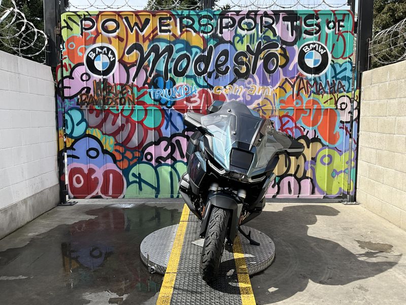 New 2026 BMW R 1300 RT Image 2