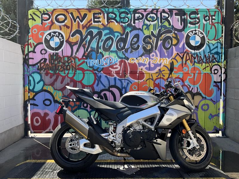 Used 2023 APRILIA Tuono V4 1100 Image 5