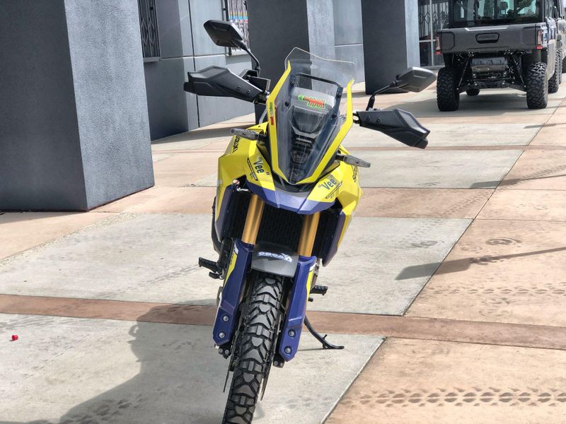 Used 2024 Suzuki V-STROM 800DE CA Image 12