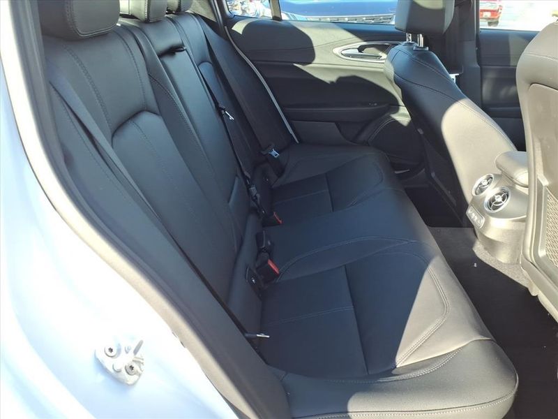 New 2025 Alfa Romeo Giulia RwdImage 10