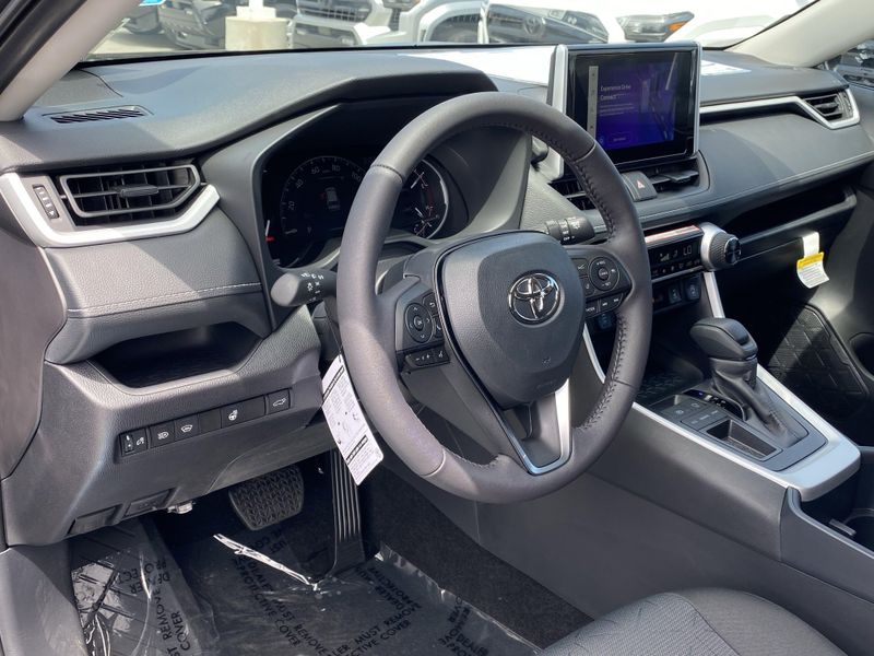 New 2025 Toyota RAV4 XLEImage 13