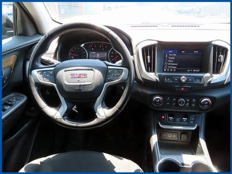 2020 GMC Terrain SLEImage 11