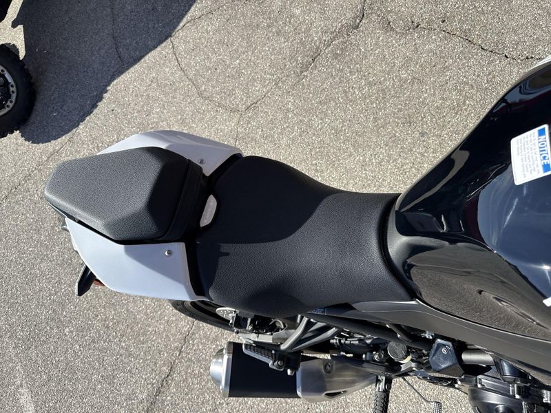 New 2026 Kawasaki Z900 ABS Image 13