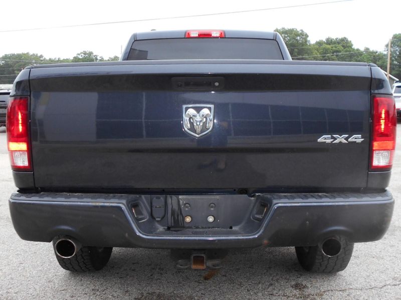 2018 RAM 1500 ExpressImage 10