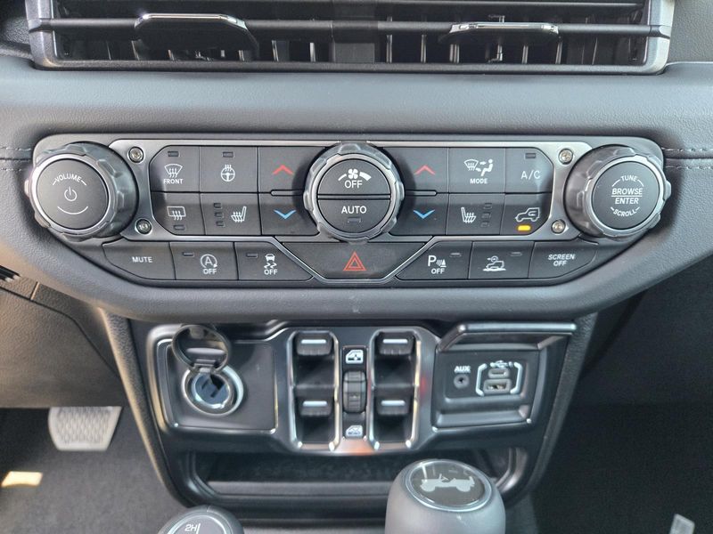 New 2026 Jeep Wrangler 4-door Sahara