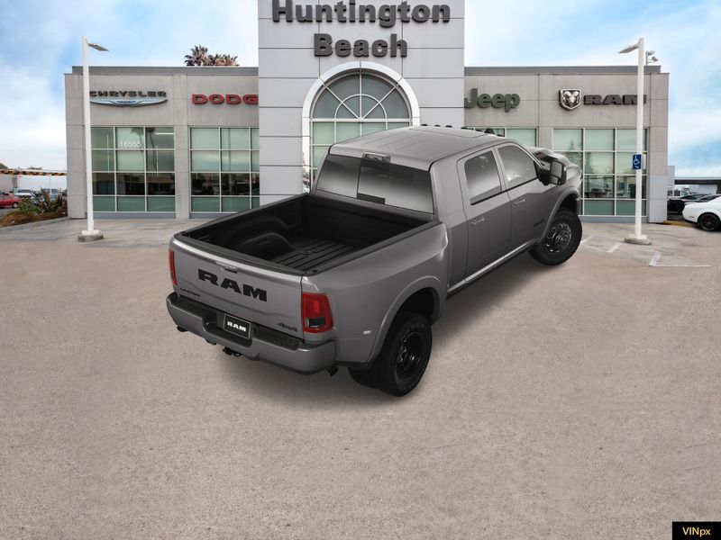 2025 RAM 3500 Limited Mega Cab 4x4 DuallyImage 7
