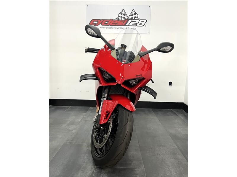 Used 2022 Ducati PANIGALE V4 Image 2
