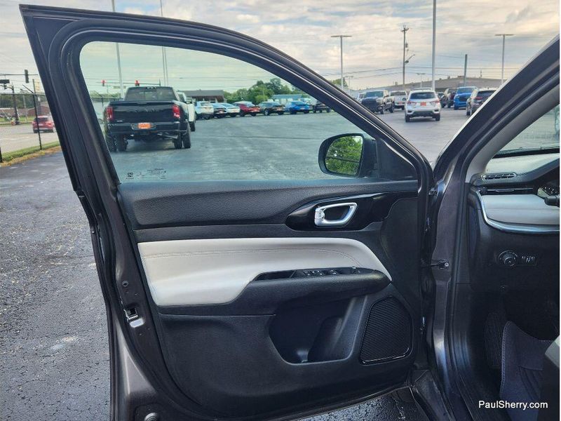 Used 2022 Jeep Compass Limited