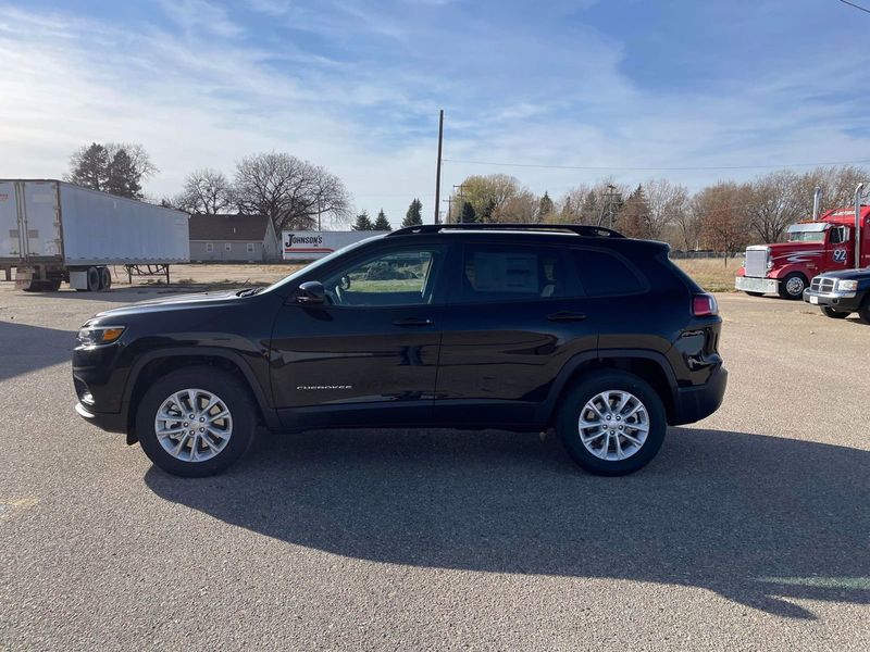 2022 Jeep Cherokee Latitude Lux 4x4Image 5