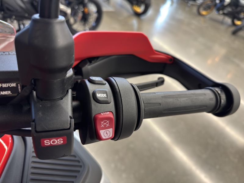 2025 BMW R 1300 GS Adventure - RACING RED